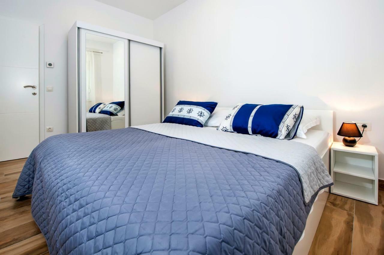 Apartmani Brajkovic Rovinj Bagian luar foto